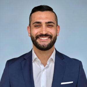 eye-doctor-optometrist-dr-atean-asslani-od-optometry-headshot