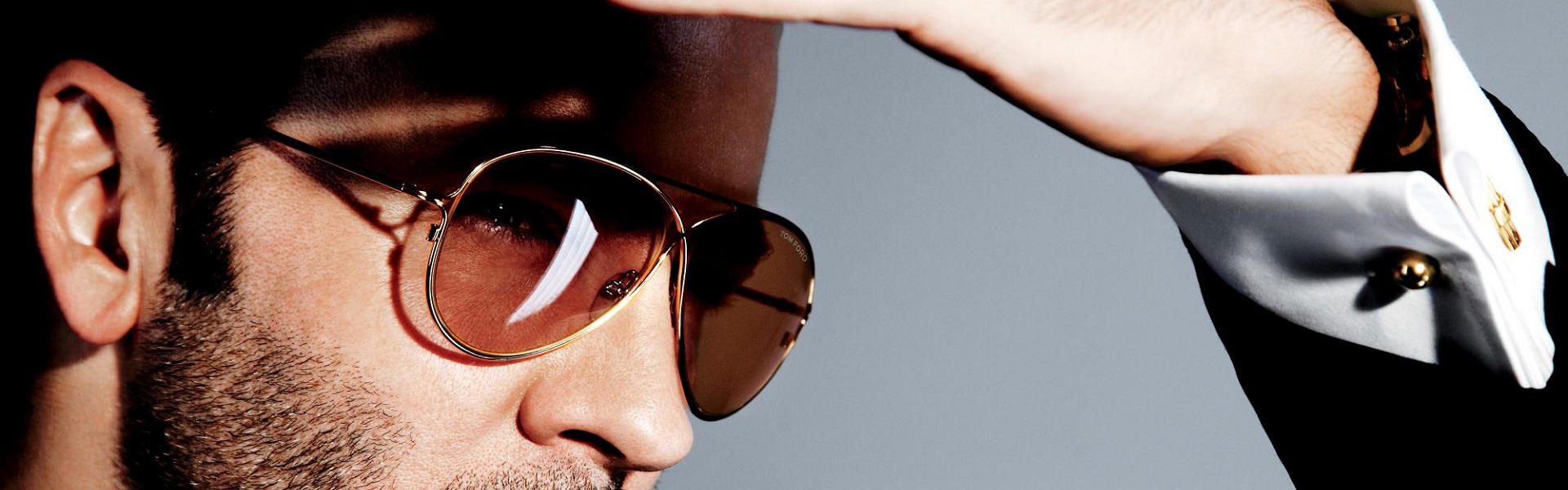 tom-ford-eyewear-glasses-eyeglasses-sunglasses-frames-polarized-designer-luxury-fashion-tomford-eyewear-accessories-top-10-eyewear-top10-eyewear