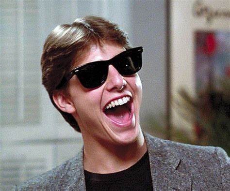 ray-ban-meta-eyewear-glasses-eyeglasses-sunglasses-frames-polarized-designer-luxury-fashion-rayban-eyewear-accessories-top-10-eyewear-top10-eyewear-wayfarers-aviators-tom-cruise