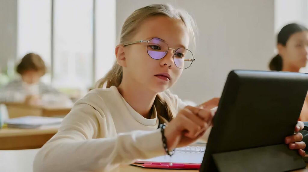 school-optometry-eyes-eyewear-eyeglasses-glasses-lenses-blue-light-filter-exposure-eye-fatigue-strain-dry-eye-exams-annual-comprehensive-cee-aee-optometrist-optical-illusions-eye-care-eyecare-vision-optometrist-eye-care-eyecare-opticians-eye-doctor-near-me-cartier-lindberg-chrome-hearts-eyewear-glasses-eyeglasses-sunglasses-frames-polarized-designer-luxury