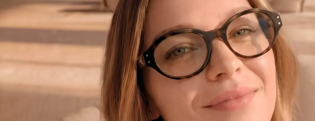 optometry-eyes-eyewear-eyeglasses-glasses-lenses-blue-light-filter-exposure-eye-fatigue-strain-dry-eye-exams-annual-comprehensive-cee-aee-optometrist-optical-illusions-eye-care-eyecare-vision-optometrist-eye-care-eyecare-opticians-eye-doctor-near-me-cartier-lindberg-chrome-hearts-eyewear-glasses-eyeglasses-sunglasses-frames-polarized-designer-luxury-crizal