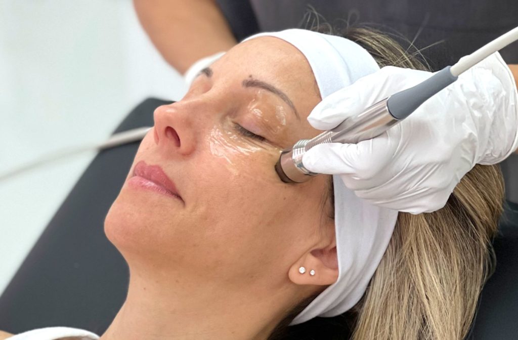 optometry-eyes-eyewear-eyeglasses-glasses-lenses-blue-light-filter-exposure-eye-fatigue-strain-dry-eye-exams-annual-comprehensive-cee-aee-optometrist-optical-illusions-eye-care-eyecare-vision-optometrist-eye-care-eyecare-opticians-eye-doctor-near-me-cartier-lindberg-chrome-hearts-eyewear-glasses-eyeglasses-sunglasses-frames-polarized-designer-luxury-dryeye-dry-eye