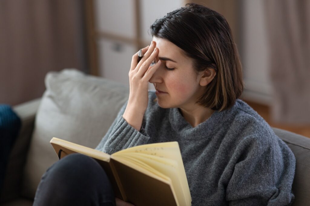 optometry-eyes-eyewear-eyeglasses-glasses-lenses-blue-light-filter-exposure-eye-fatigue-strain-dry-eye-exams-annual-comprehensive-cee-aee-optometrist-optical-illusions-eye-care-eyecare-vision-optometrist-eye-care-eyecare-opticians-eye-doctor-near-me-cartier-lindberg-chrome-hearts-eyewear-sunglasses-frames-polarized-designer-luxury-headaches