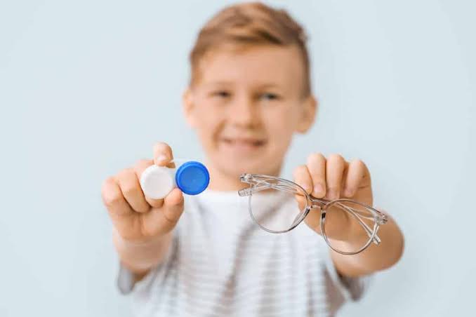 optometry-eyes-eyewear-eyeglasses-glasses-lenses-blue-light-filter-exposure-eye-fatigue-strain-dry-eye-exams-annual-comprehensive-cee-aee-optometrist-optical-illusions-eye-care-eyecare-vision-optometrist-eye-care-eyecare-opticians-eye-doctor-near-me-cartier-lindberg-chrome-hearts-eyewear-glasses-eyeglasses-sunglasses-frames-polarized-designer-luxury-contact lenses